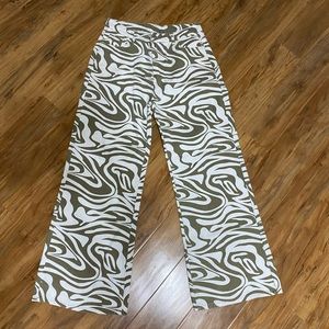 Printed wide leg denim